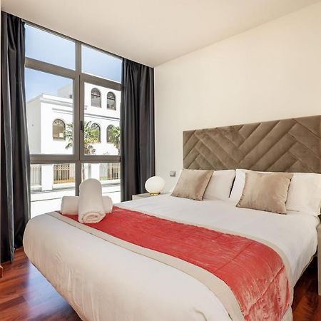 Luxury Apartments In Barrio Palacio Madrid Luaran gambar